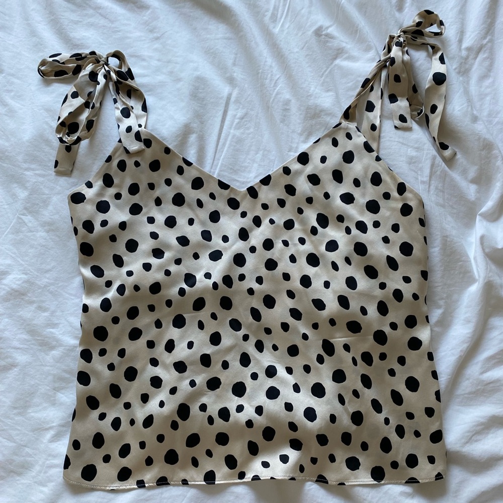 NWOT REFORMATION SILK PRINTED TOP SIZE M